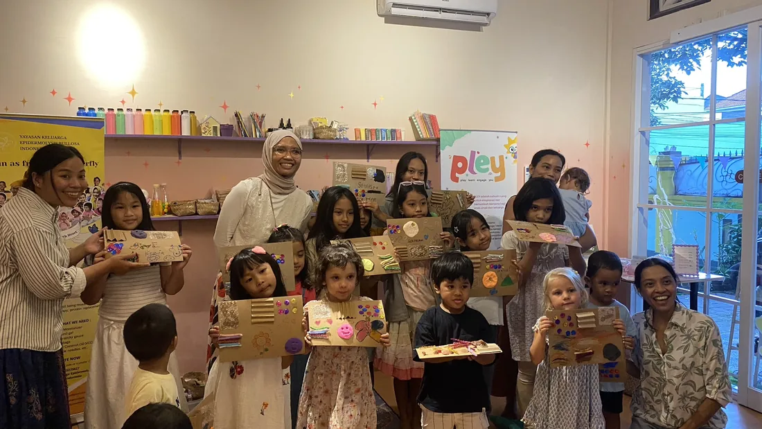 Group photo of families at the event