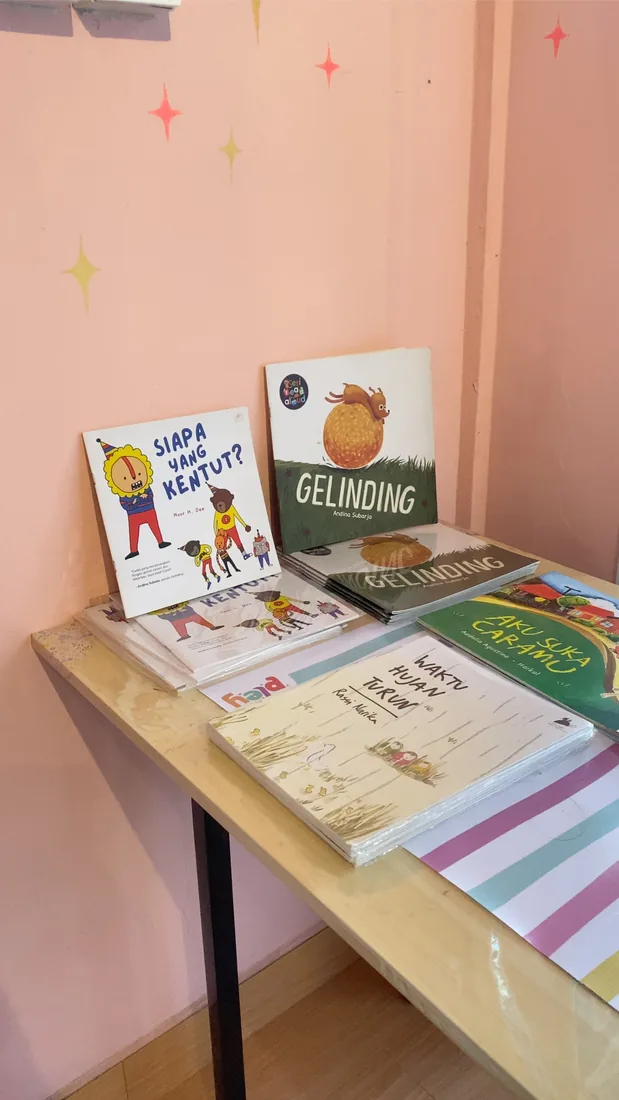 Picture books on display for the fundraiser